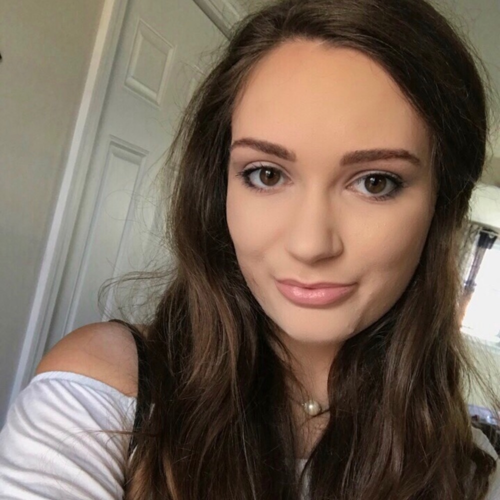 Meet your Posher, Madeline